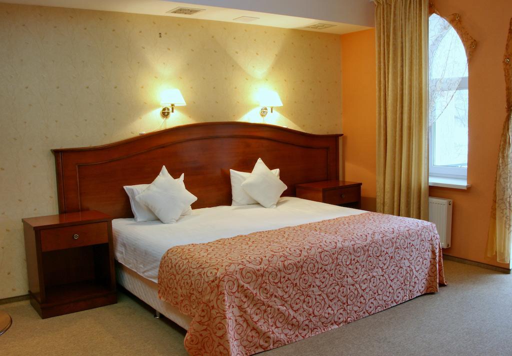 Premier Hotel Shafran Sumy Room photo